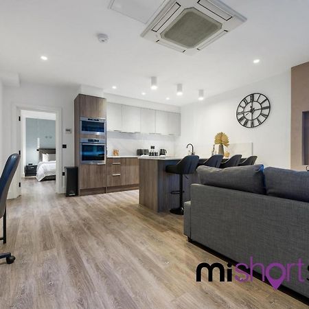 The Residence Fitzrovia - Private One Bedroom Apartment With Own Entrance Londyn Zewnętrze zdjęcie