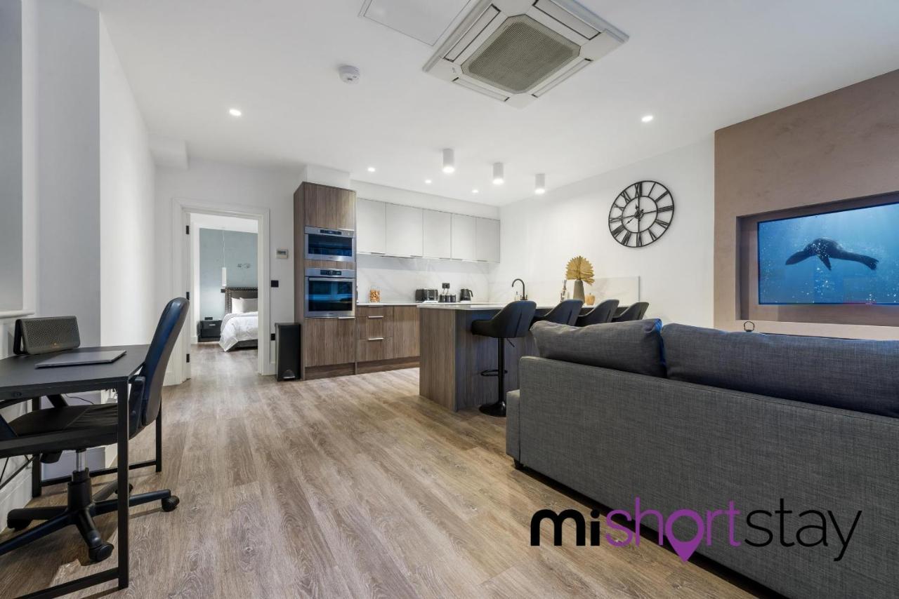 The Residence Fitzrovia - Private One Bedroom Apartment With Own Entrance Londyn Zewnętrze zdjęcie