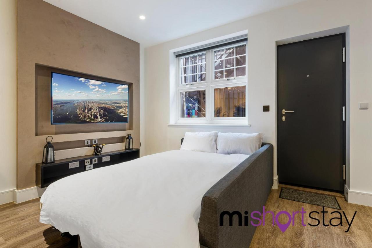 The Residence Fitzrovia - Private One Bedroom Apartment With Own Entrance Londyn Zewnętrze zdjęcie